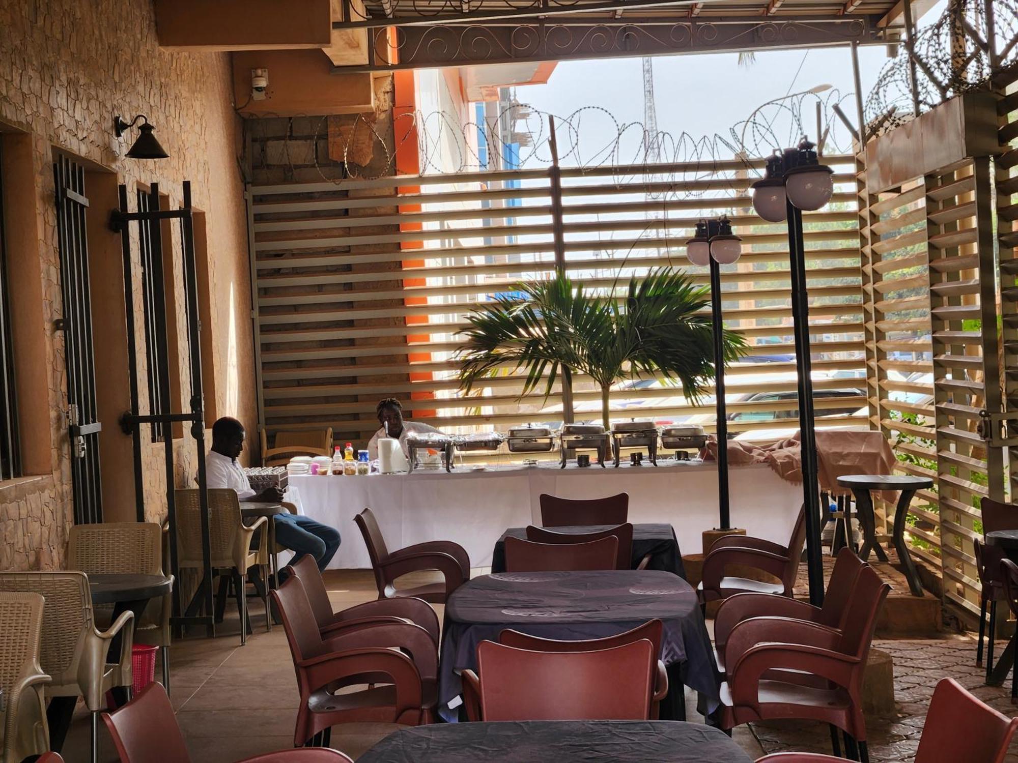 Hotel Les Fleurettes Ouagadougou Luaran gambar