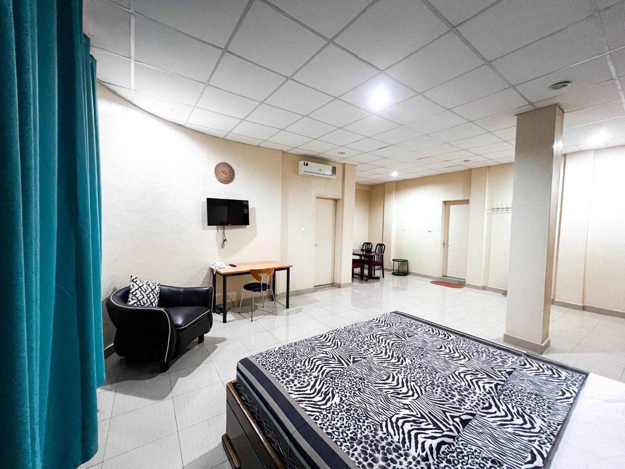 Hotel Les Fleurettes Ouagadougou Luaran gambar